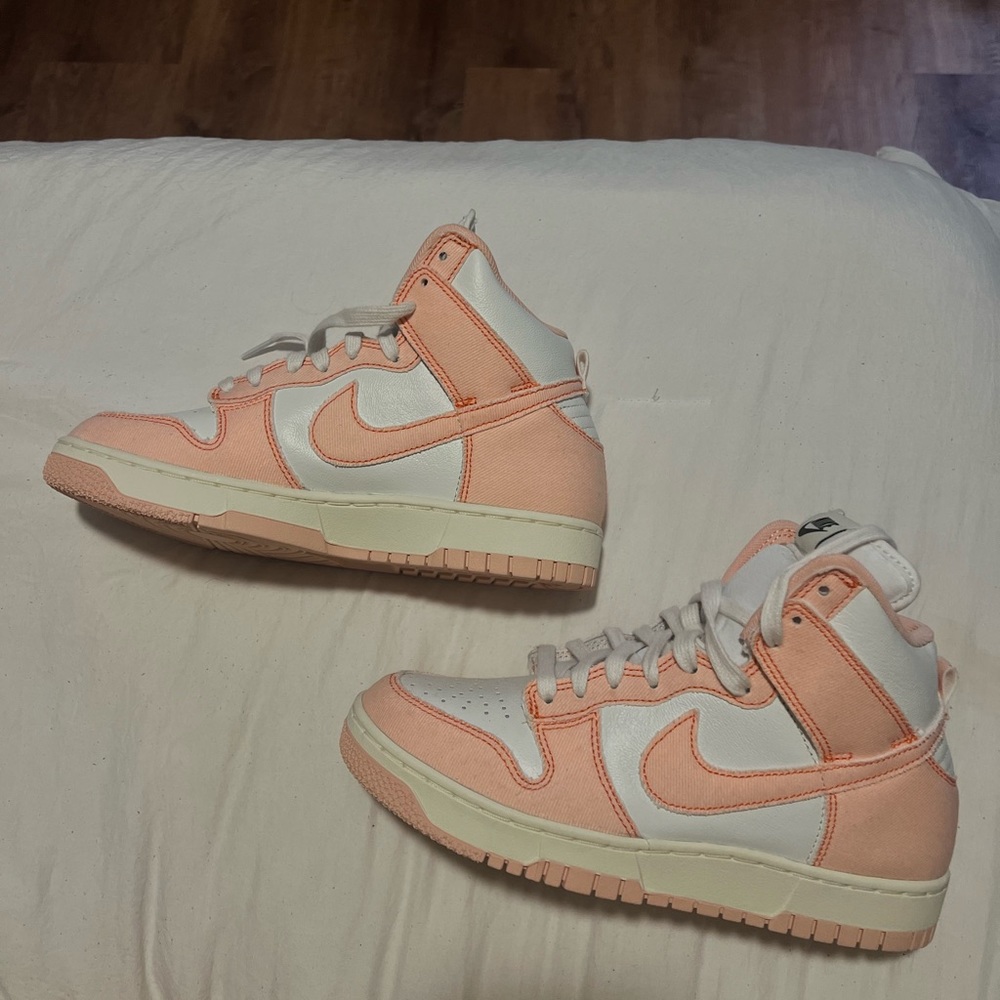 Nike Dunks
